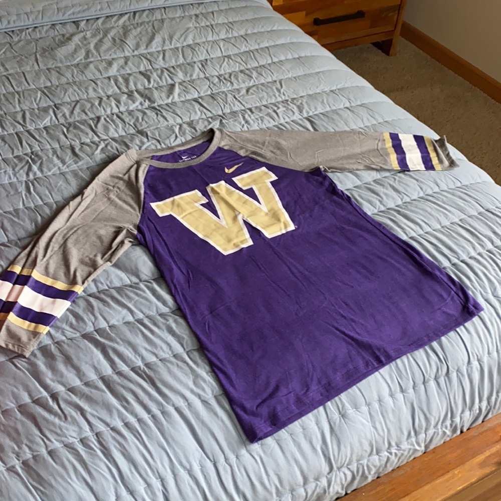 Washington Husky Nike Tee